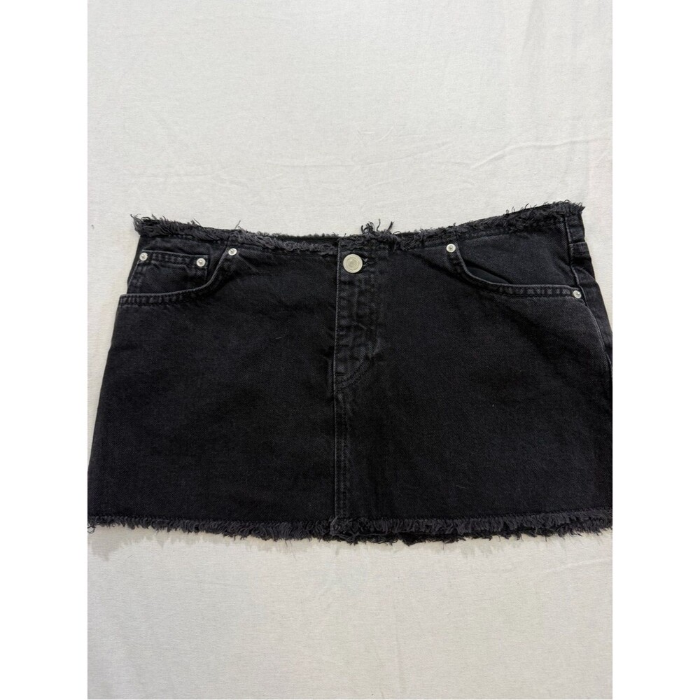 Source Unknown Black Frayed-Hem Denim Mini Skirt
